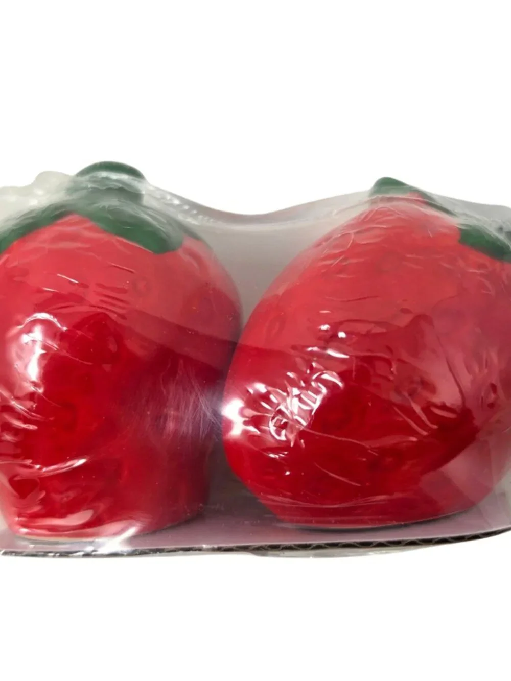 New Strawberry Salt & Pepper Shakers Set 2.25